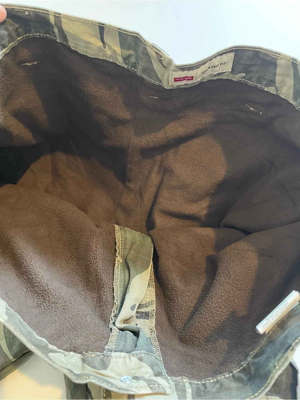 Wrangler Relaxed Fit Fleece Lined Men's Green Camouflage Cargo Pants